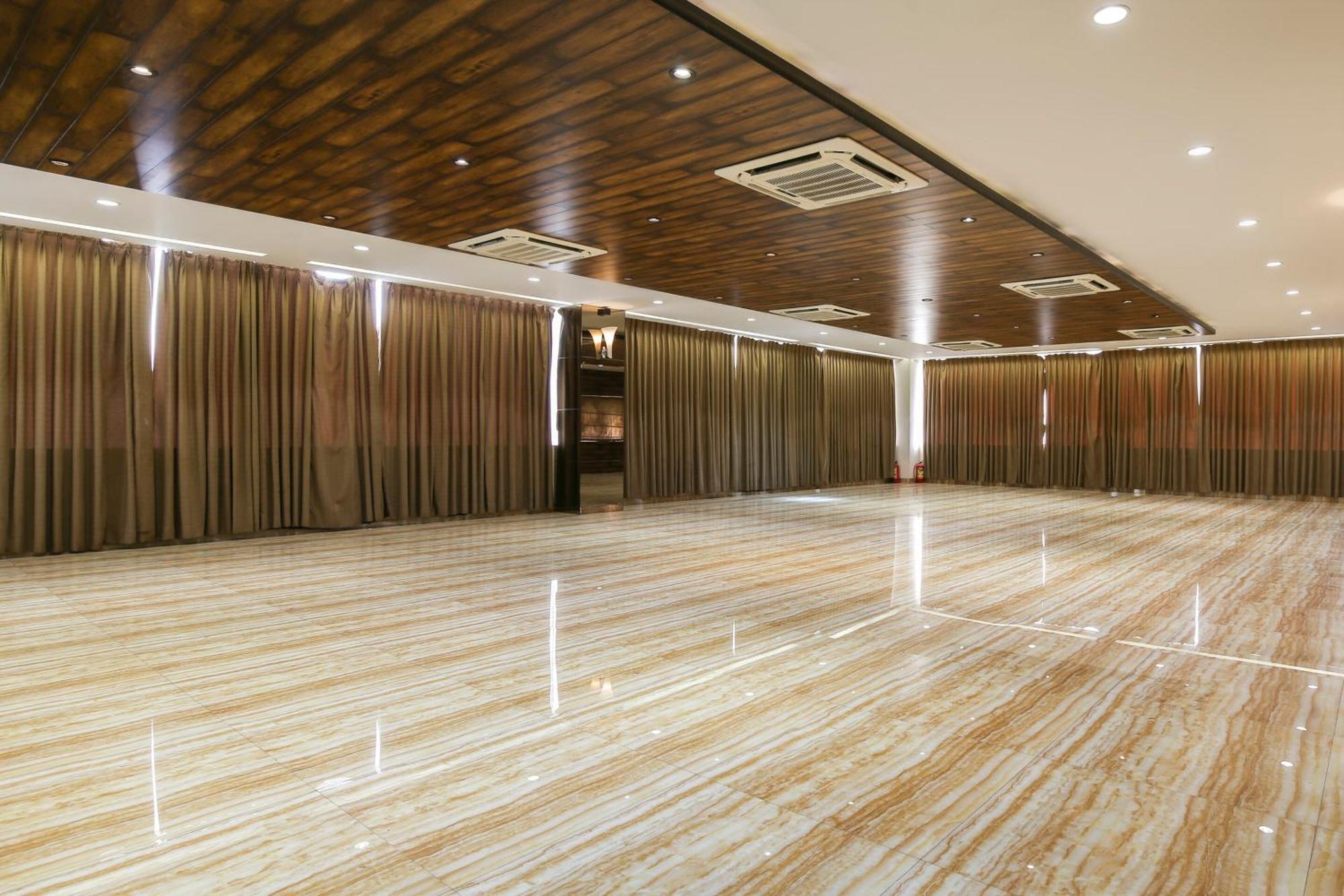 Hotel O Shiv Vatika Banquet & Rooms Bhatha Luaran gambar